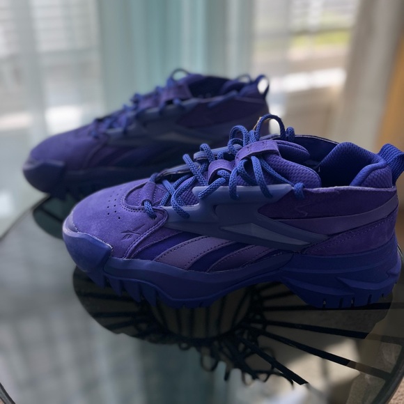 Brand New purple Reedok Club C Cardi V2 sneakers - Picture 3 of 3